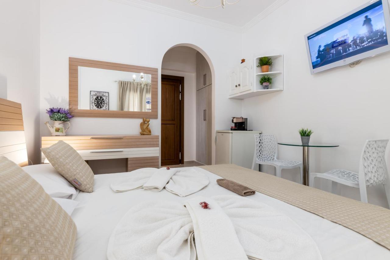 Panos Luxury Apartamento *